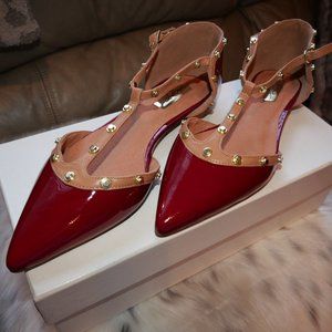 Halogen Olson Pointy Toe Studded T-strap Flat